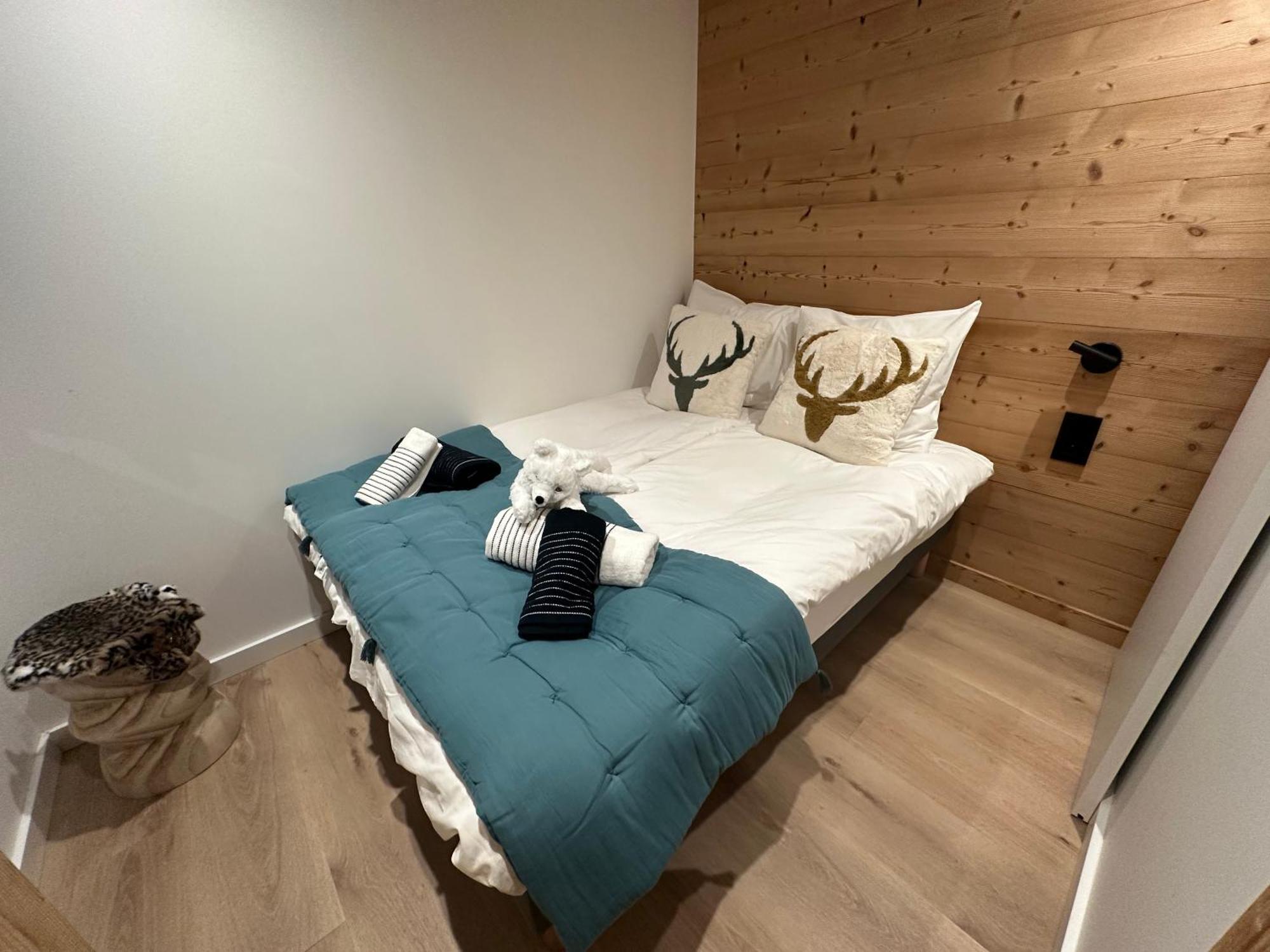 Les Loups Blancs Apartment Корчевел Екстериор снимка
